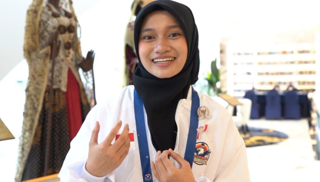 RBN Bikin Calysta Makin Melek Politik dan Tahu Kerja DPR(1)